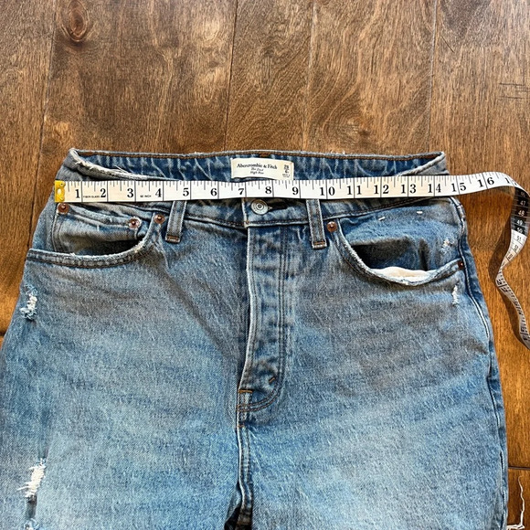 Abercrombie & Fitch women’s the Dad high rise jean size 28/6R - Picture 11 of 12